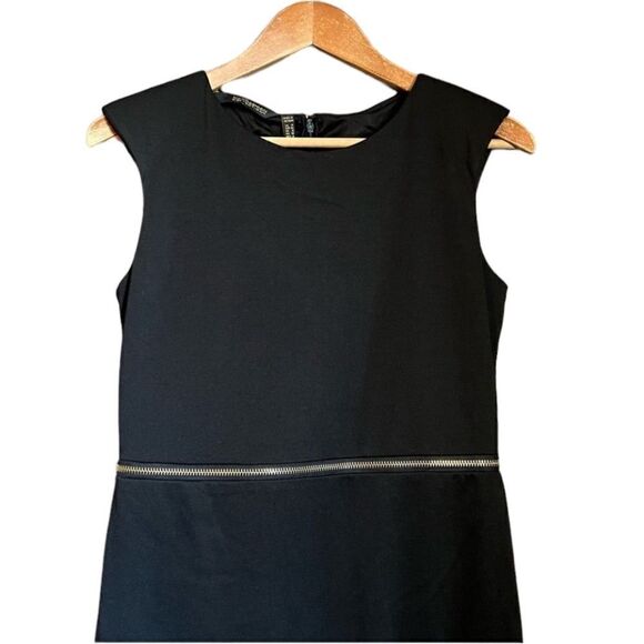 NWT! Kardashian Kollection a cut above cut out black dress - Picture 2 of 11